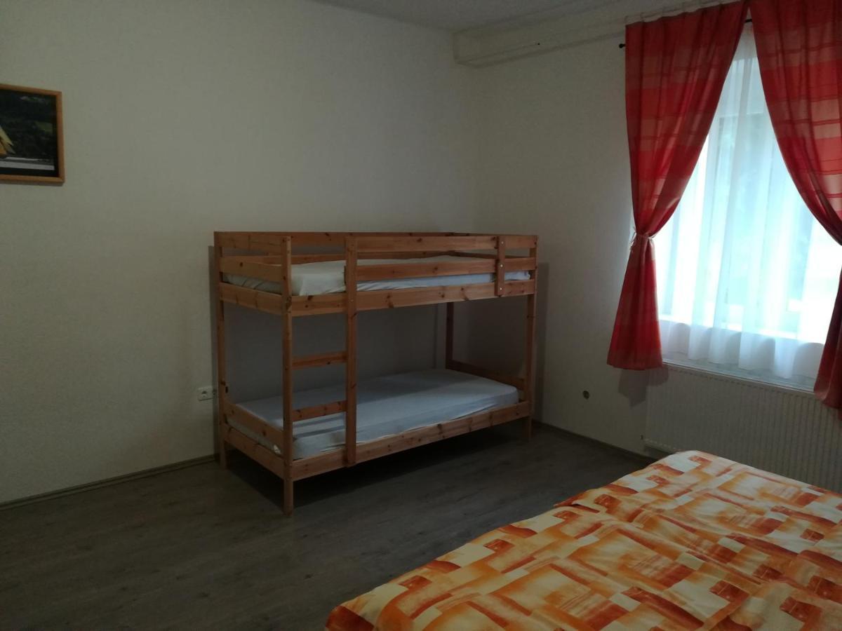 Sümegi Levendula Apartmanok Kültér fotó